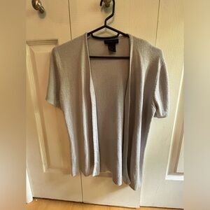 Short sleeve sweater